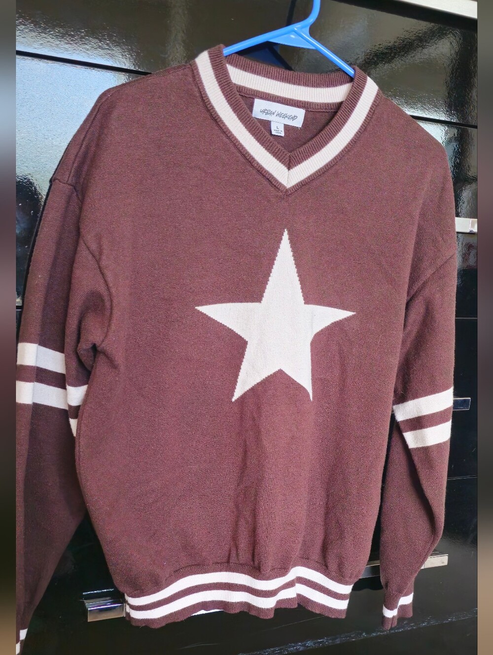 Golden Goose Burgundy V-Neck Sweater with Cream Star